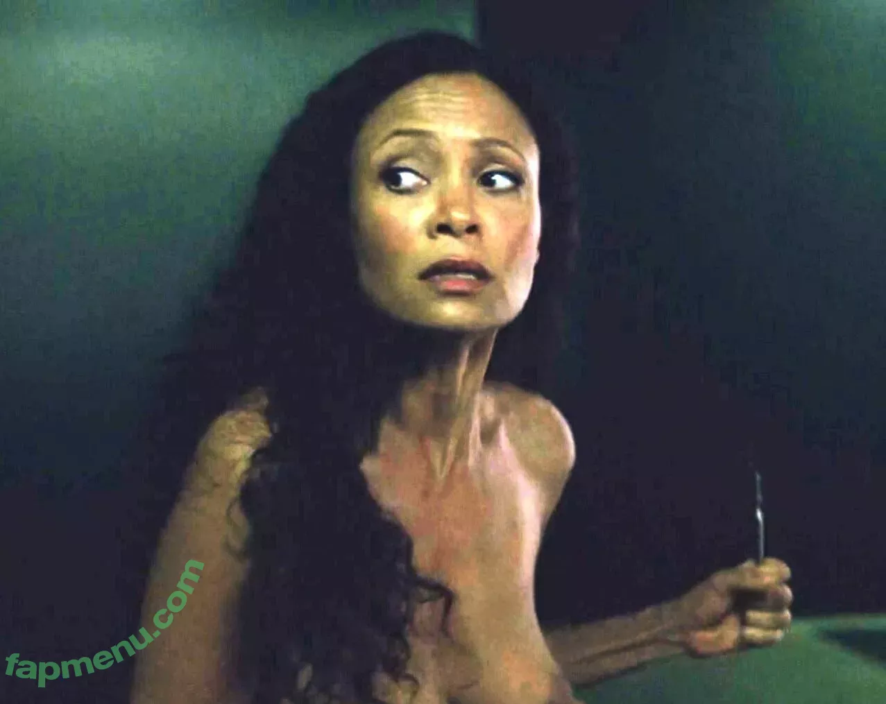 Thandie Newton nude photo #0065 (ThandiweNewton / dropitlikeitstot)