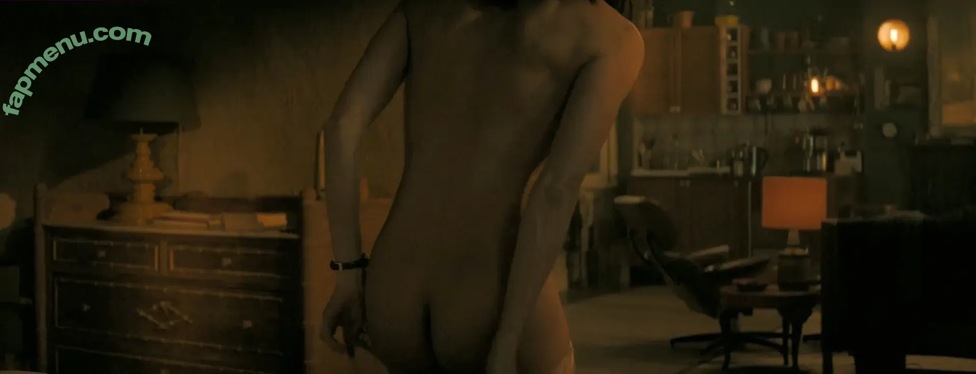 Thandie Newton nude photo #0122 (ThandiweNewton / dropitlikeitstot)