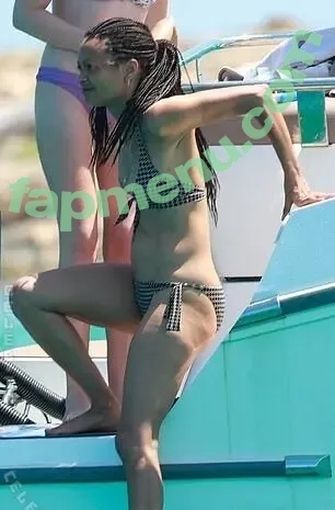 Thandie Newton nude photo #0166 (ThandiweNewton / dropitlikeitstot / thandiwe.newton)