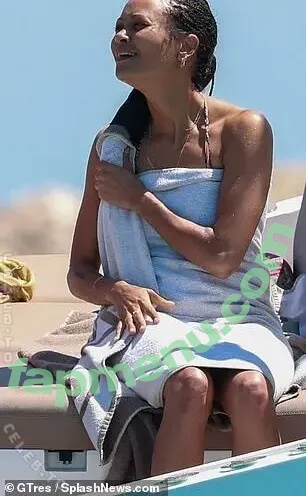 Thandie Newton nude photo #0167 (ThandiweNewton / dropitlikeitstot / thandiwe.newton)