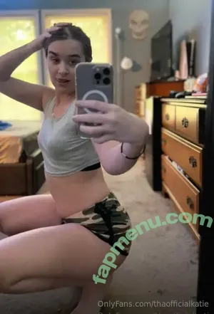 thaofficialkatie / thaofficial_katy nude photo #0001