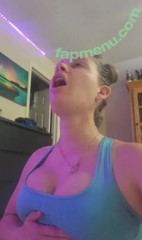 that_burpinggirl nude photo #0002 (that_burpinggirl)