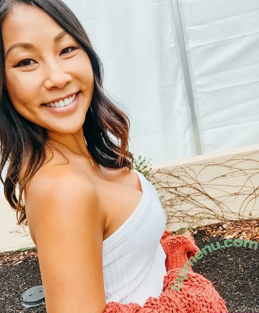 That Jenn Girl nude photo #0136 (Jennifer Chiu / jenn_l / thatjenngirl / thatjennngirl)