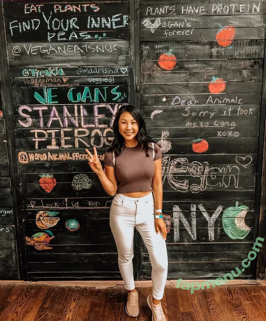 That Jenn Girl nude photo #0141 (Jennifer Chiu / jenn_l / thatjenngirl / thatjennngirl)