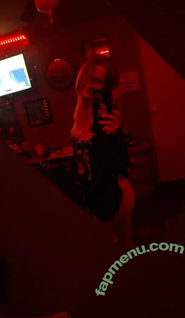 thatawkwardchickbecky nude photo #0021 (thatawkwardchickbecky)