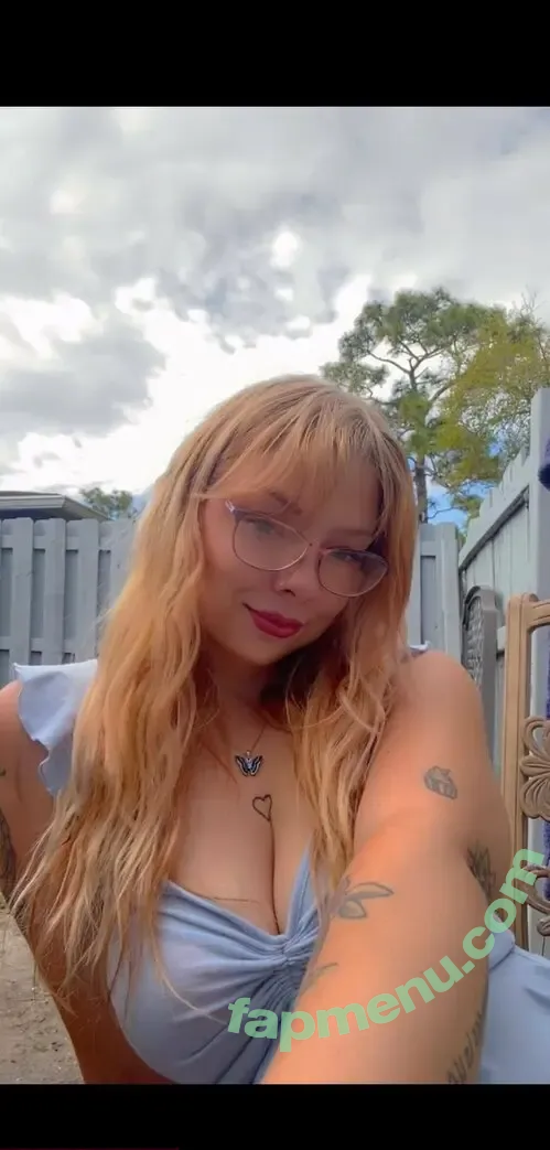 thatbratcaressafree nude photo #0008 (thatbratcaressafree)