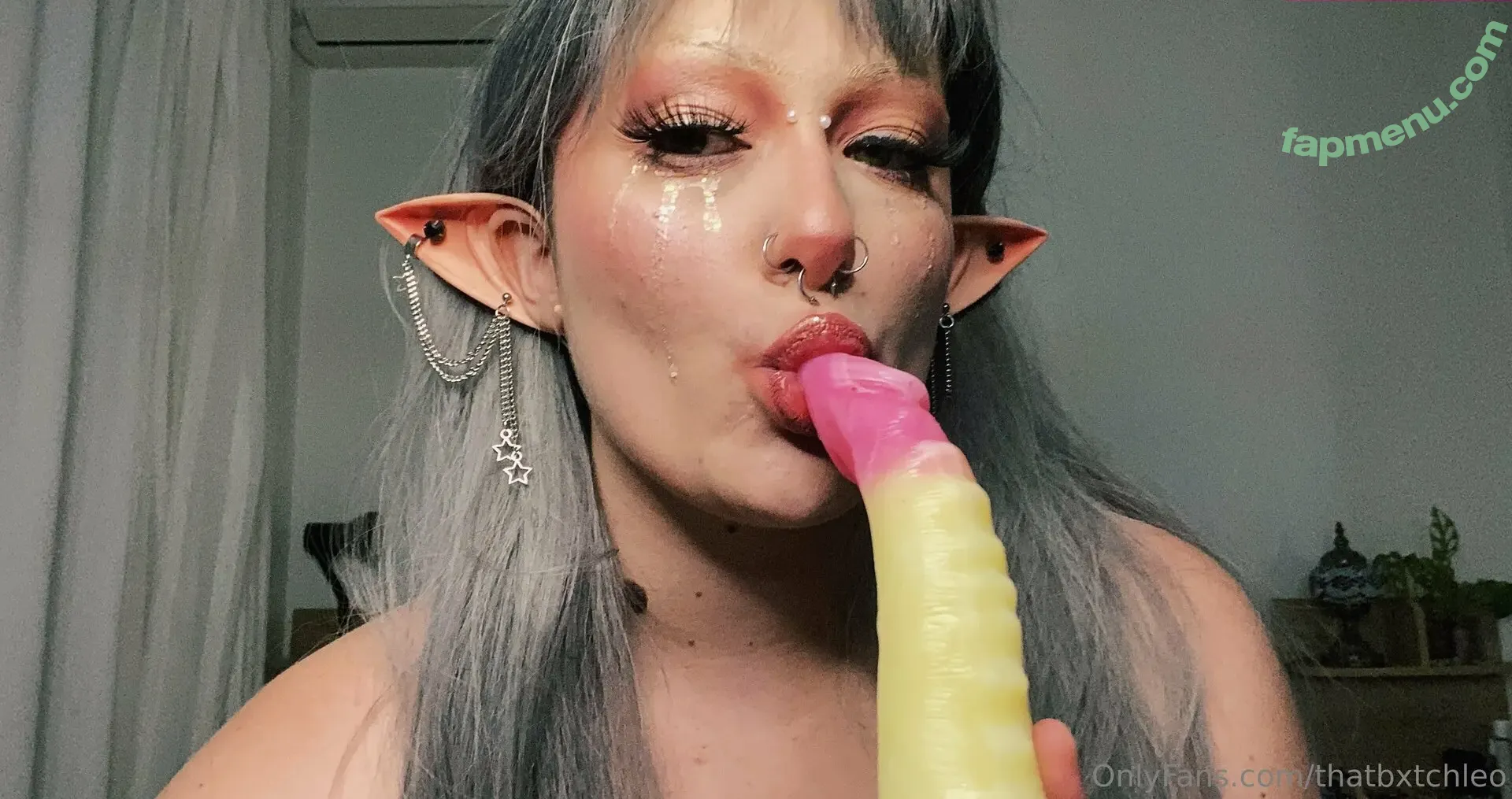 thatbxtchleo nude photo #0012 (thatbxtchleo)