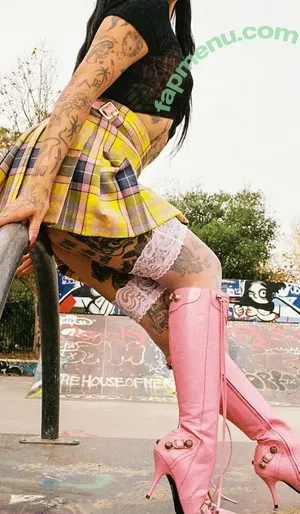 thatdaisyghoul / thatdaisyghoulxox nude photo #0014