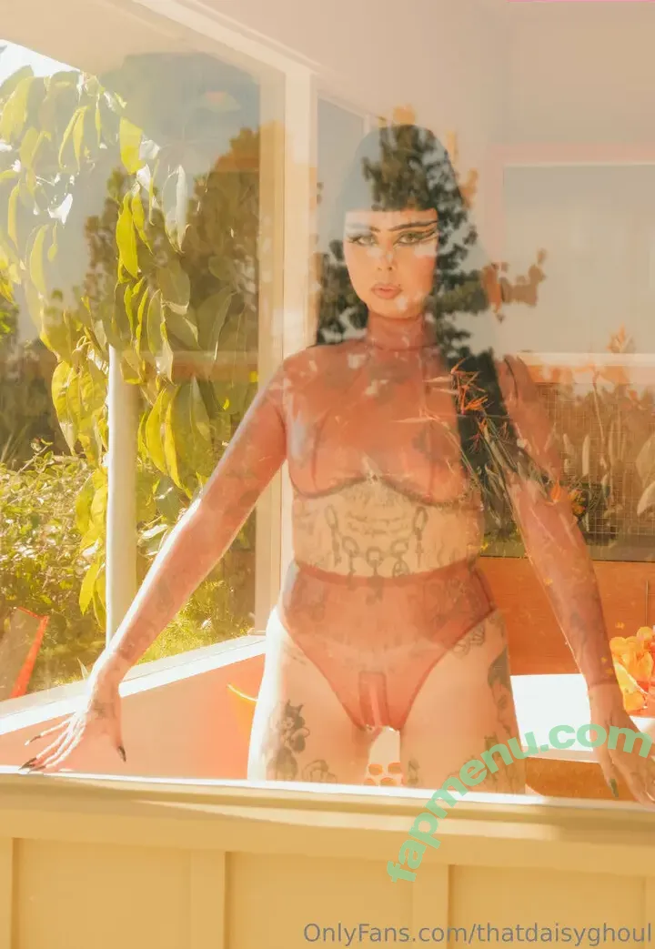 thatdaisyghoul nude photo #0027 (thatdaisyghoulxox)