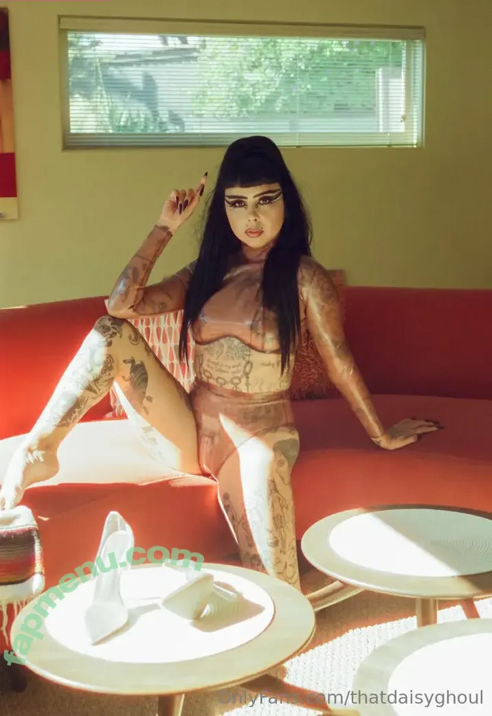 thatdaisyghoul nude photo #0036 (thatdaisyghoulxox)