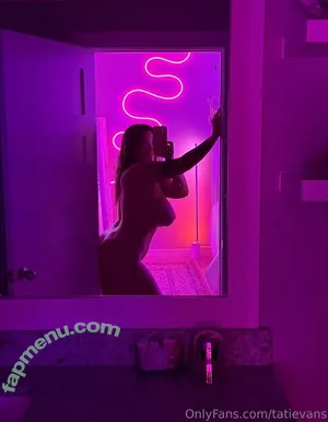 thatgirltati_ / thtgirltali / xoxo_t nude photo #0031