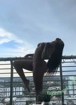 ThaThirstTrapper / J_Alexpromo / ThirstTrapHoneys nude photo #0236