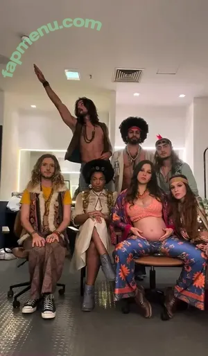 Thati Lopes / thatilopes nude photo #0057