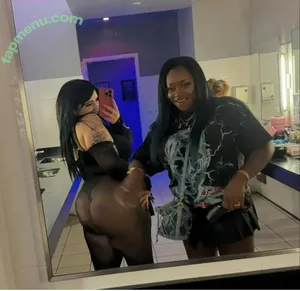  nude photo #0004