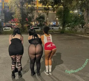  nude photo #0005