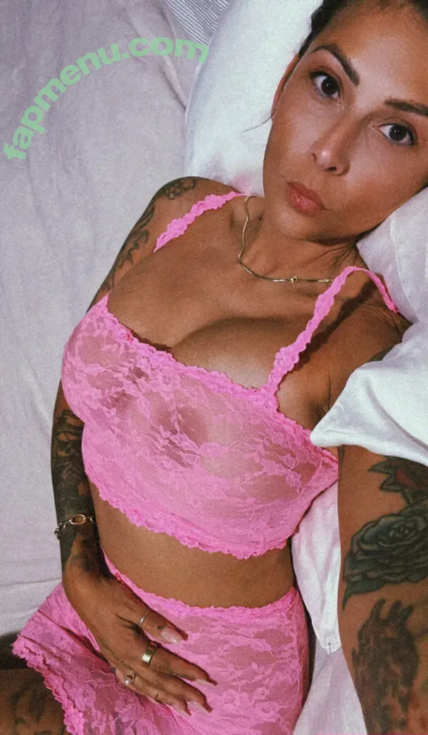 thatonegirlonof nude photo #0002 (that._one_.girl)
