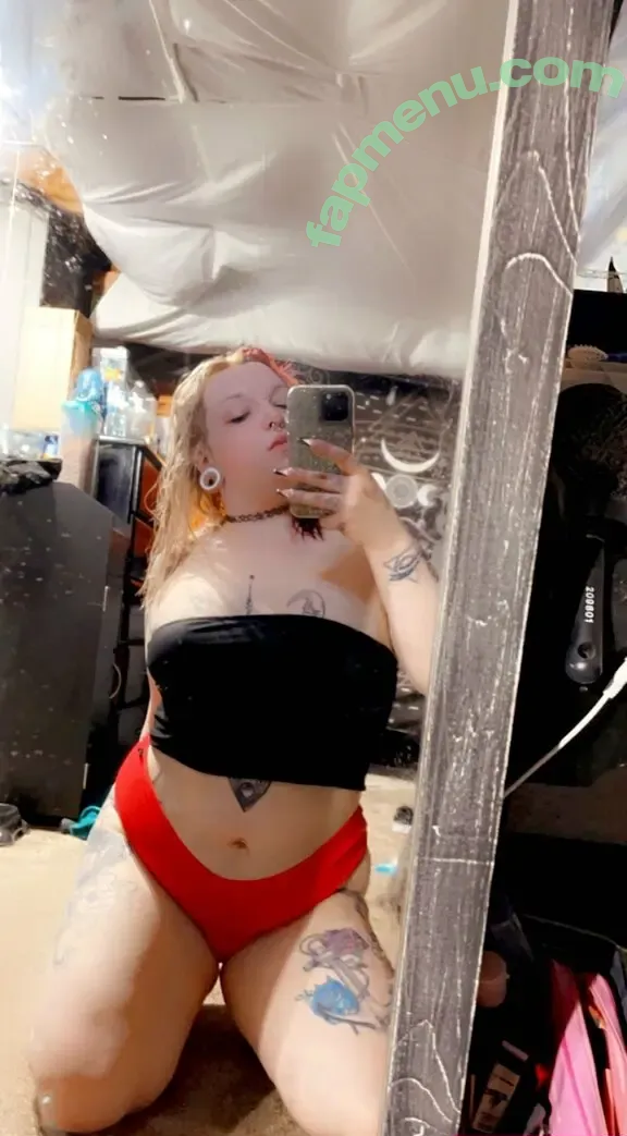thatonewitch98 nude photo #0007 (thatonewitch98)