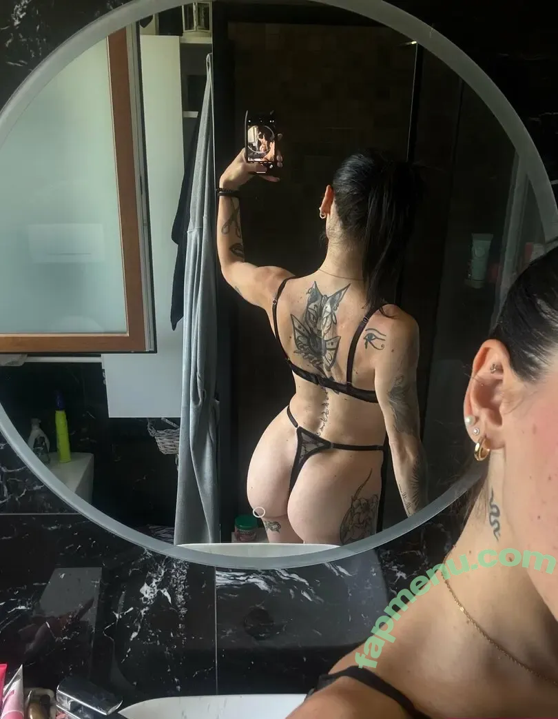 thatsgiadaa nude photo #0001 (thatsgiadaa)