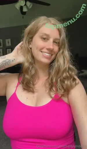 thattallblondedd / thatblondie nude photo #0001