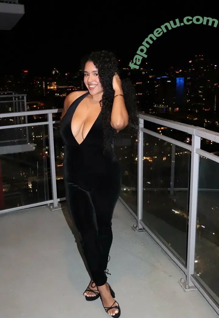 thattbitcht nude photo #0049 (thatt.bitch)