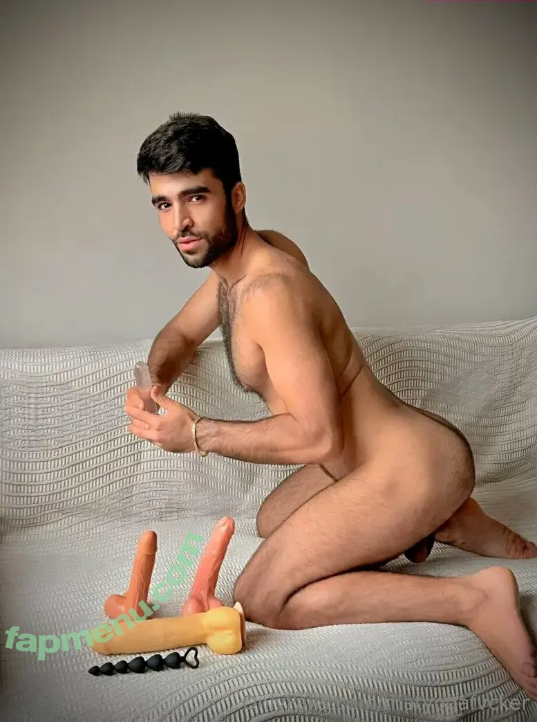 thatyogafvcker nude photo #0502 (thatyogafvcker)