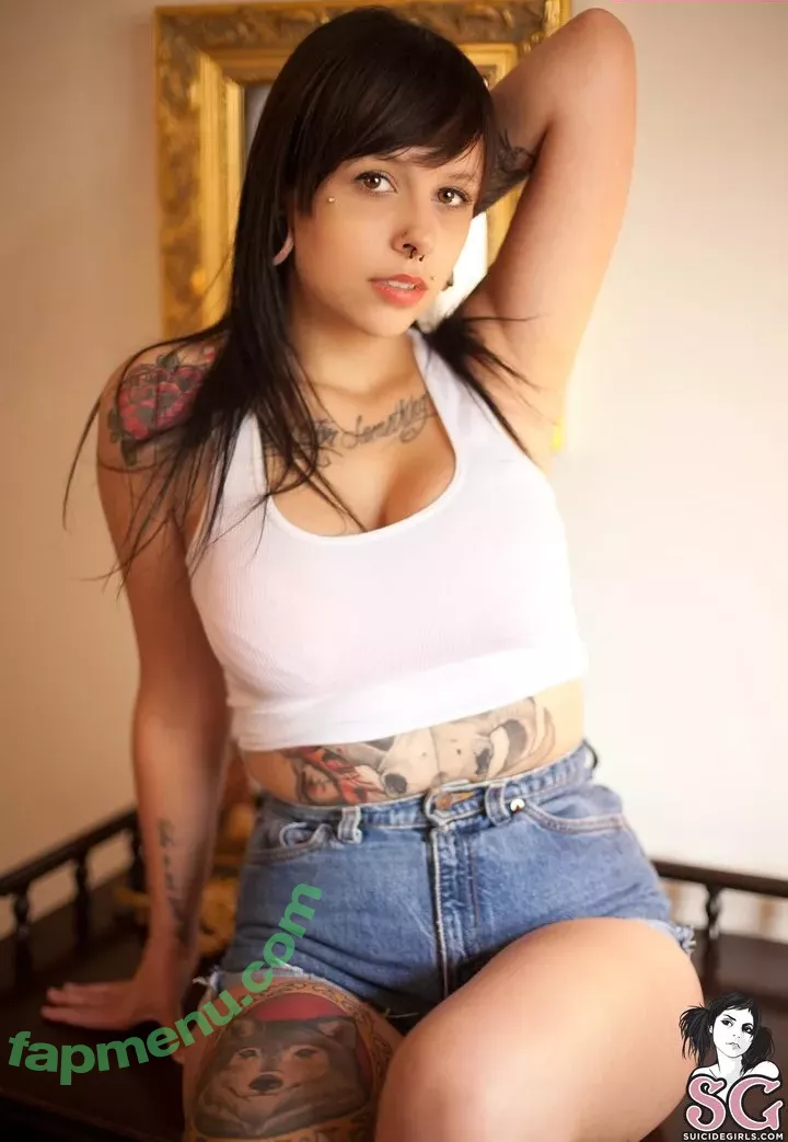 Thay Suicide nude photo #0017 (thay4l / thaysuicide)