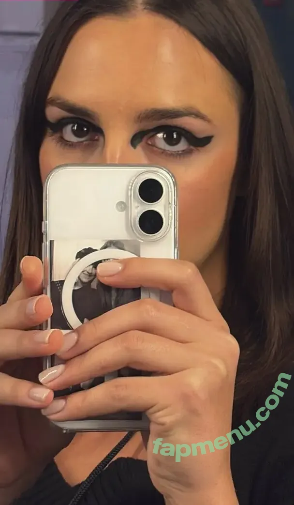 The Beaches nude photo #0024 (thebeachesband)