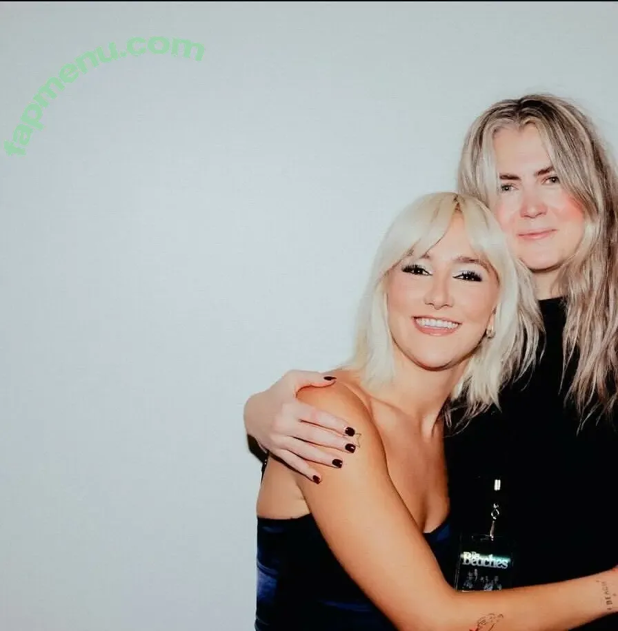 The Beaches nude photo #0030 (thebeachesband)