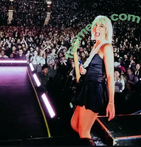 The Beaches nude photo #0033 (thebeachesband)