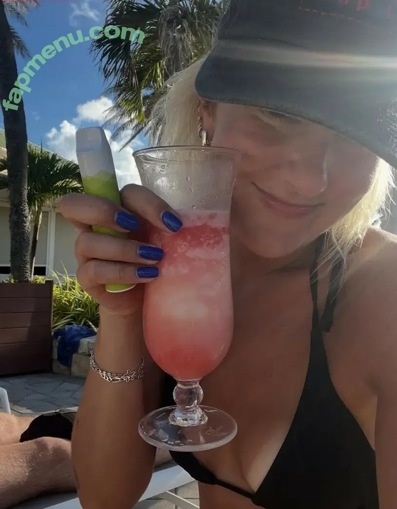 The Beaches nude photo #0063 (thebeachesband)