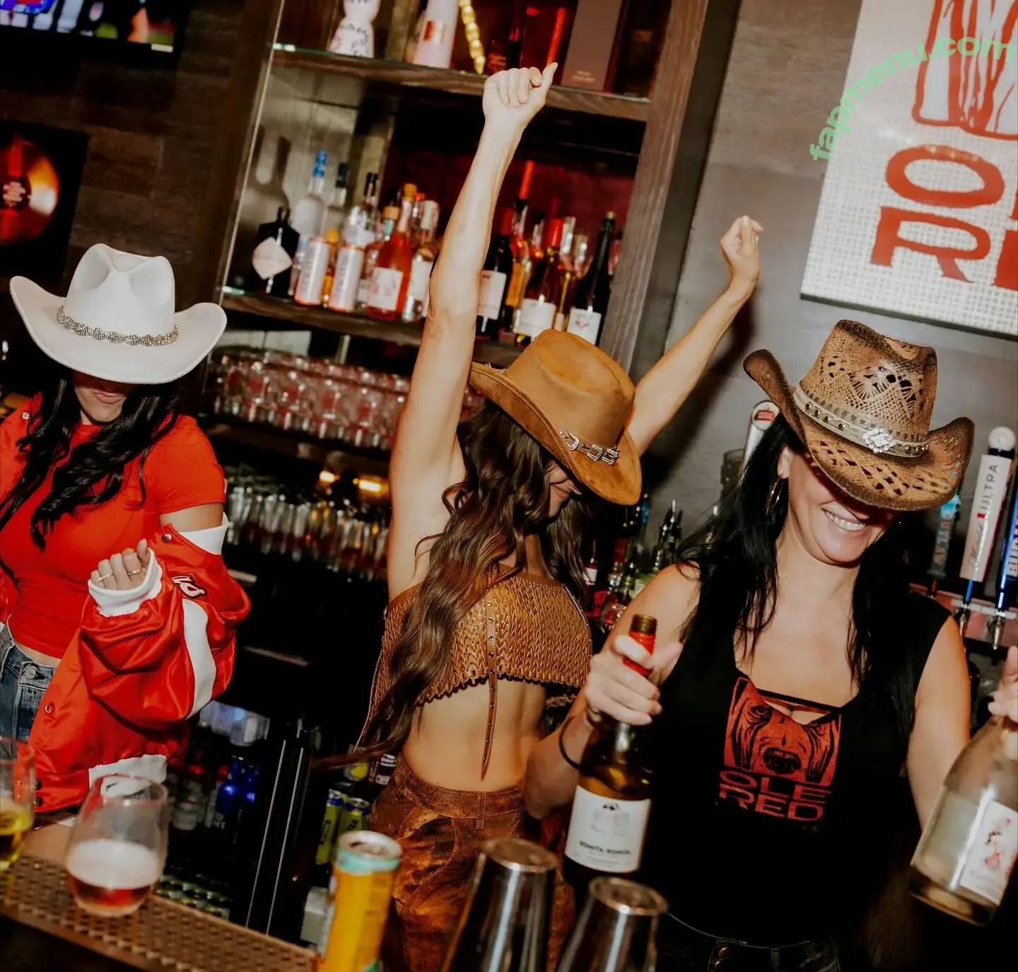 The Bella Twins: nude photo #0797 (Nikki Bella & Brie Bella / thenikkibella)