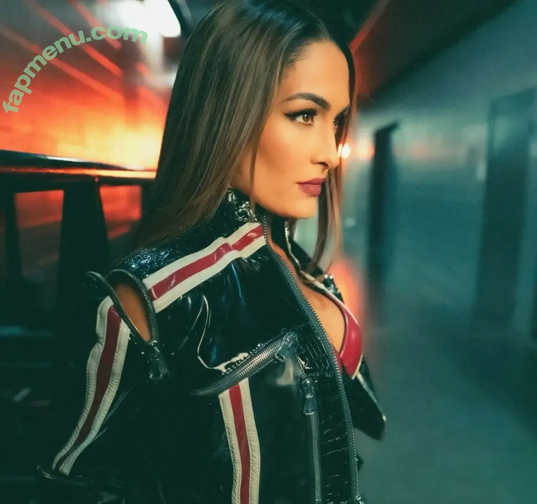 The Bella Twins: nude photo #1006 (Nikki Bella & Brie Bella / thenikkibella)