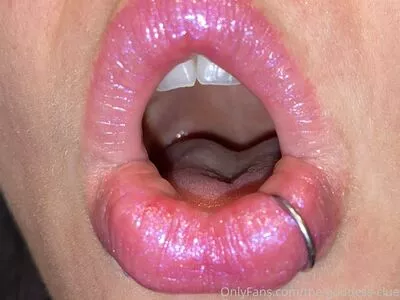 the-goddess-clue / theg0dd3ssclue nude photo #0034