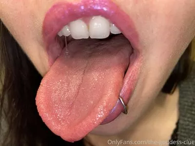 the-goddess-clue / theg0dd3ssclue nude photo #0086