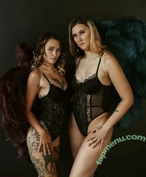 the.honey.hives / thehoneyhivellc nude photo #0033