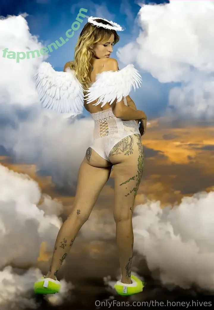 the.honey.hives nude photo #0006 (thehoneyhivellc)