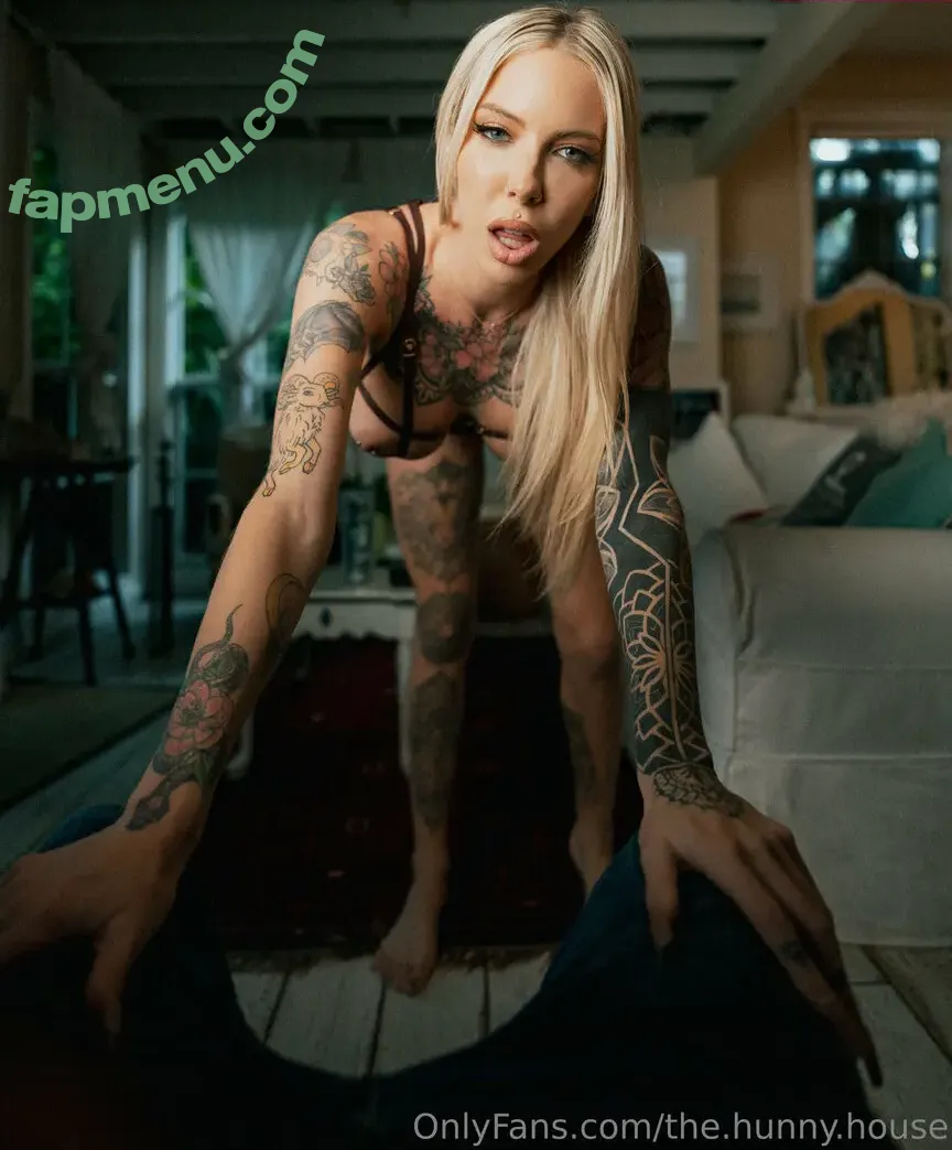 the.hunny.house nude photo #0009 (the_hunny_house)