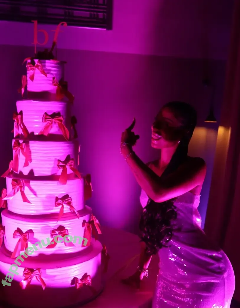 The Learmann Twins nude photo #0192 (Brooke Xo / analearmann)