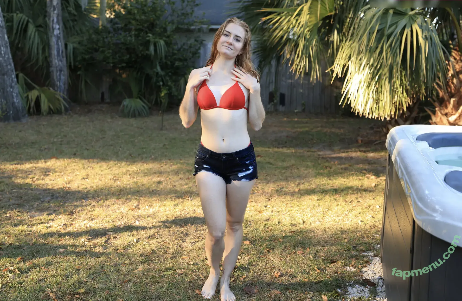 The Little Red nude photo #0005 (divinekatarina)