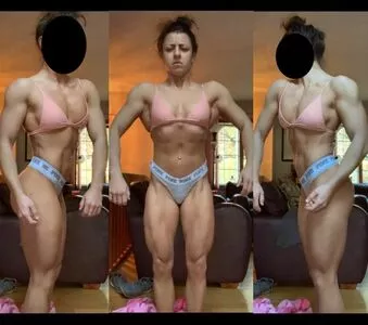 the.muscle.baby / renemillerxo / themusclebaby nude photo #0012