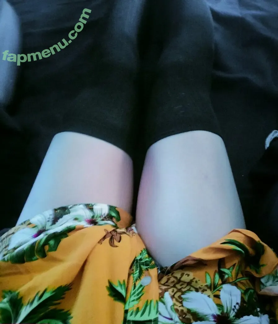 The Nuzzle nude photo #0002 (nuzzleboston)