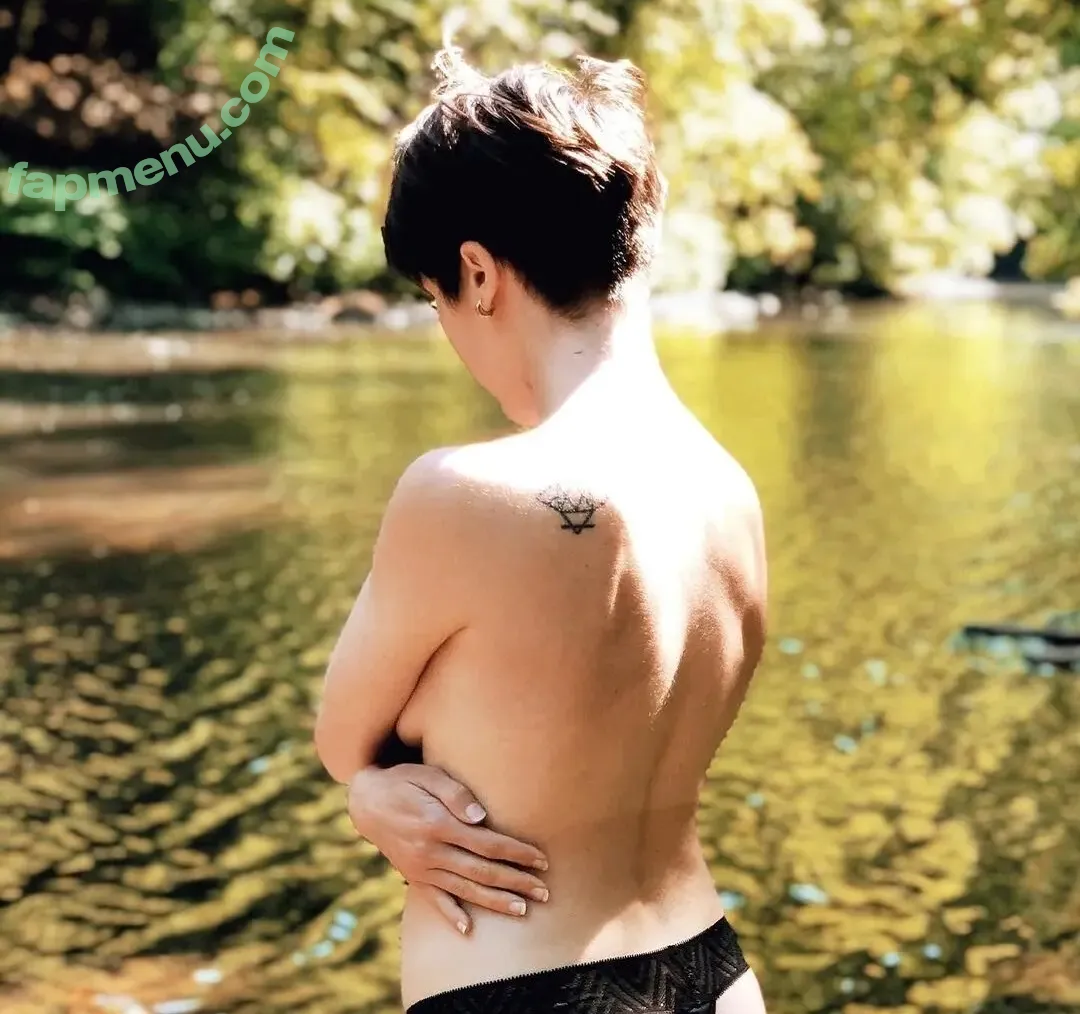 The Positive Switch nude photo #0030 (the_positive_switch)