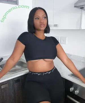 The Real Lebo / _realeboga nude photo #0004