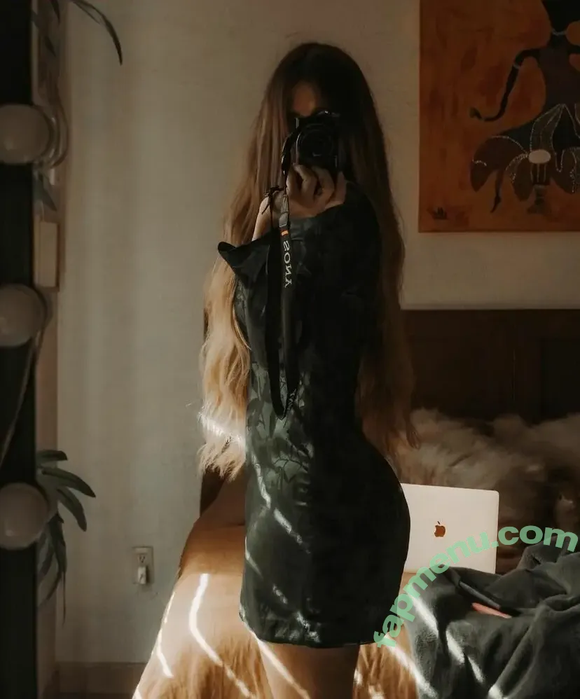 The Real nude photo #0011 (therealdmg_)