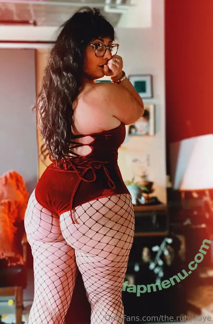 the.ruby.faye nude photo #0001 (ruby.fayee)