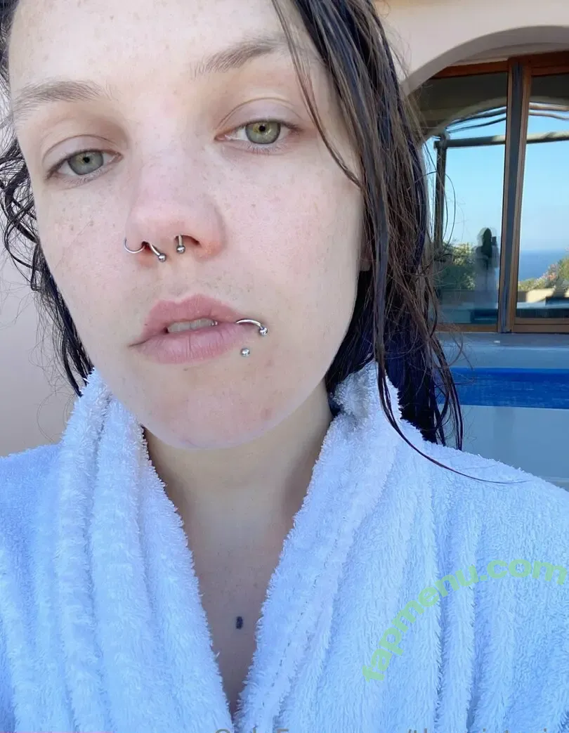 the.victoria nude photo #0015 (victoriatheaternyc)