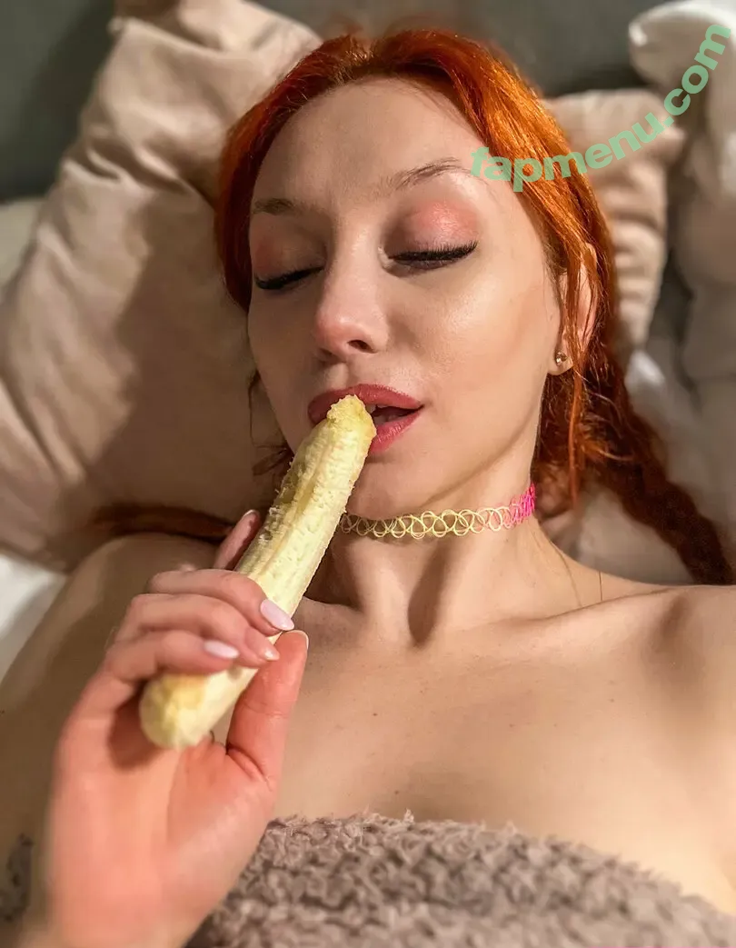 the_weganka nude photo #0017 (theweganka)