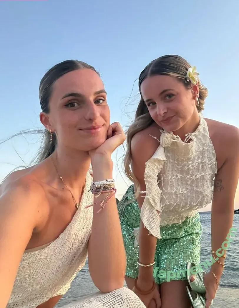 Thea GS nude photo #0024 (goth-goddess-thea / thea_gs)