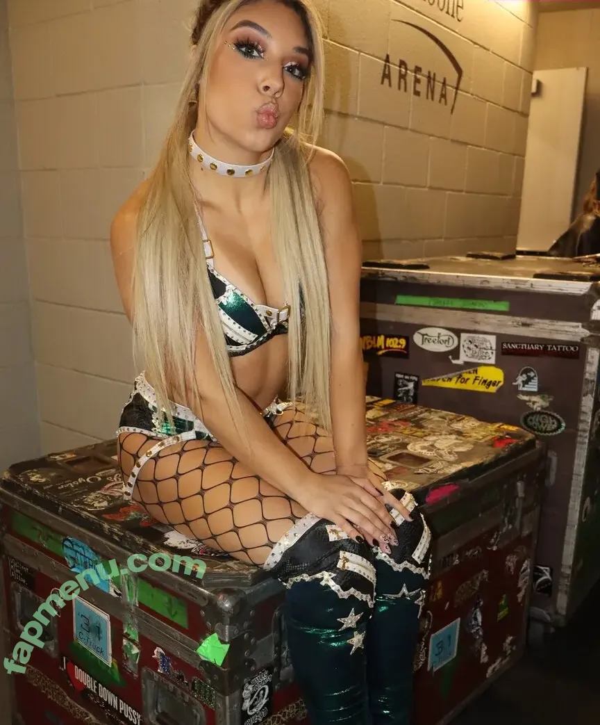 Thea Hail nude photo #0288 (theahail_wwe)
