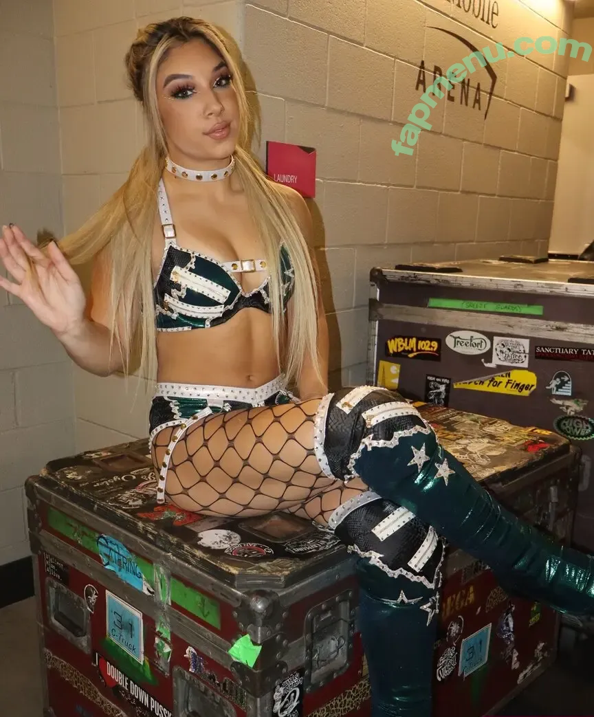 Thea Hail nude photo #0289 (theahail_wwe)